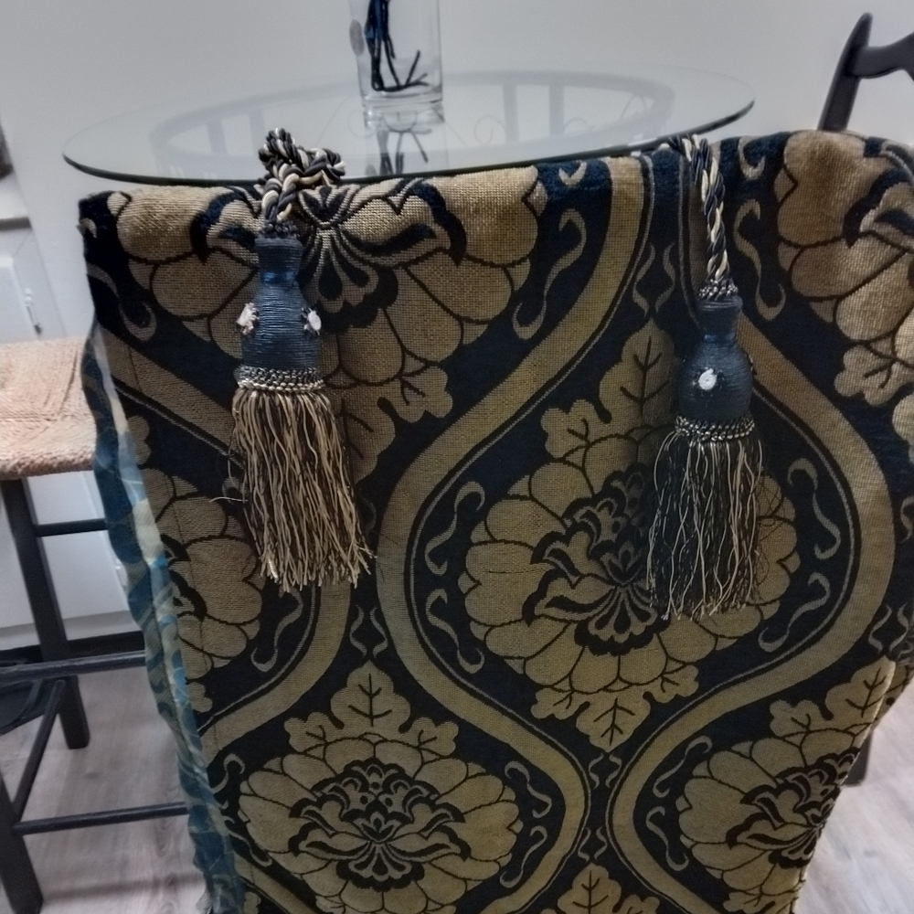 COPY - COPY - CURTAINS BEAUTIFUL NEW
